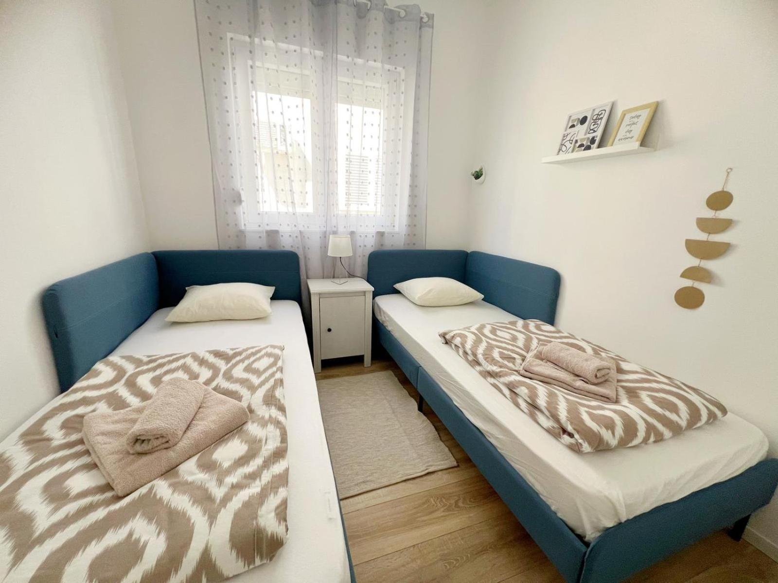 Sea Dream Apartments บาร์บินเย ภายนอก รูปภาพ